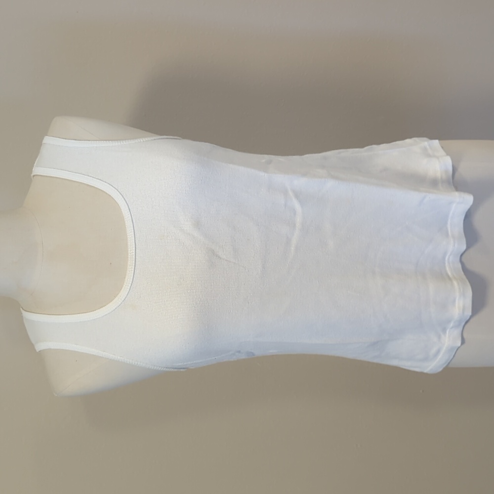 White tank tops, 2 and both in size L